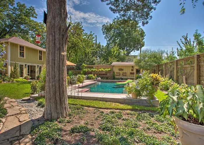 4 Mi To Dtwn! Worth W/ Shared Pool *
